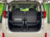 普段のお買い物や通勤、送迎等に十分な荷室スペースを確保しております。セカンドシートを倒すと、大きな荷物の積載も可能です♪