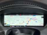 ◆フル液晶メーター『フルスクリーンの3Dマップの表示が行えます。』F-PACEのドライビングの喜びを一層高める機能です。
