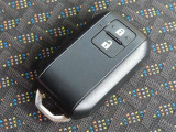 スマートキーはかばんやポケットに入れておけば、ドアのロックアンロックやエンジンの始動が出来ます!