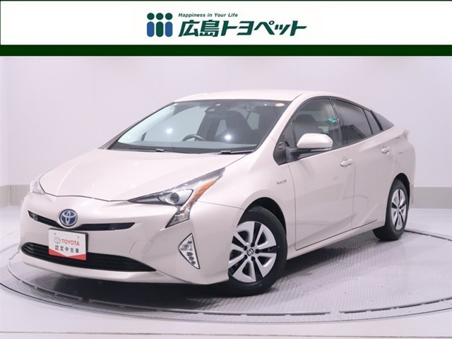 トヨタ プリウス 