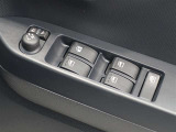 パワーウインドウを装備しております!後席ウインドゥの閉め忘れも運転席で解決できます♪