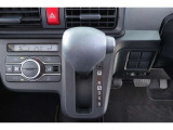 CVT(無段変速機)を採用しています!走行シーンにマッチした変速比で快適ドライブが出来ます♪