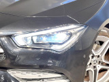 ●LEDヘッドライト:夜間走行時も良好な視界を確保し安心して運転できる高輝度LEDヘッドライトを装備!点灯速度が早く、消費電力も抑えられています。