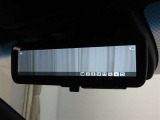 デジタルインナーミラー装備!車両後方のカメラの映像をデジタル補正で視認性を向上させてインナーミラー内に表示します♪視界を遮るものがなく、後席に同乗者がいても後方を確認しやすく安心です♪