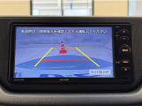 バックモニター付きです!バックする際に後方の様子をモニター上に表示してくれます。運転席にいながら、後方が確認できるのでバックや駐車がスムーズに行えます。