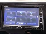 ナビ機能だけでなく、フルセグ、Bluetooth、DVDとCD再生などのオーディオ機能がついています!