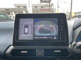 狭い駐車場等での運転を支援するアラウンドビューモニター付☆