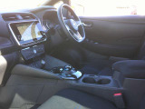 運転しやすい運転席回りにオシャレな内装になっています!長いドライブも安心で楽しさも倍増!!