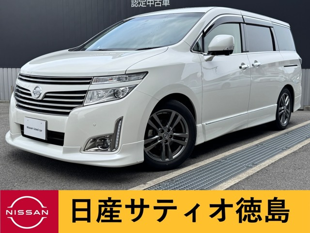 エルグランド 2.5 250ハイウェイスター アーバンクロム 4WD 