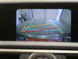 バックガイドモニターで、後方を確認しながら安心して駐車することができます。運転初心者も熟練者も必須の機能ですよ!