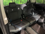 3列目シートはもちろん状態良好☆大人でもゆったりと座って頂けますので、大人数でのお出かけもラクラクです♪ご家族で、気の知れた仲間で、ドライブに行くのが楽しみですね♪