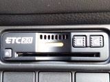 ■【ETC車載器】が装備されています。セットアップをしてお渡しとなり、ETCカードを差し込むだけで高速道路の利用が可能です。