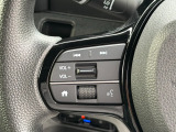 ステアリングリモコンスイッチにてオーディオ操作可能となっております。運転にも集中できます。