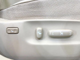 【パワーシート】スイッチ一つで簡単にシートの微調整が可能!電動だから力もいりません!快適なシートポジションにセットして、快適なドライブをお楽しみください。