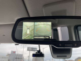 アラウンドビューモニターとバックカメラはルームミラーに映すことも出来ます!