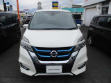 セレナ 1.2 e-POWER ハイウェイスターV 