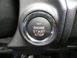 プッシュスタートなのでキーを取り出さずエンジンを掛けることができます!