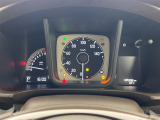 【スピードメーター】メーターがシンプルで見やすく運転しやすいですね!