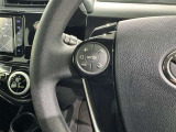 ステアリングスイッチ装備!運転しながら手元でオーディオの操作などができます。