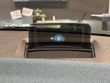 視点移動が少なくても情報確認が可能なヘッドアップディスプレイ!