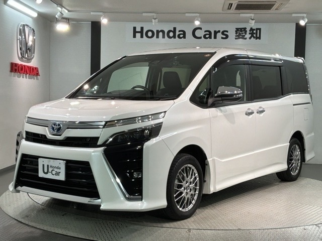 ヴォクシー 1.8 ハイブリッド ZS 煌III 