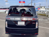 前後にはソナーが装備されていますので駐車時の後退時でもセンサーが教えてくれるので安心です。