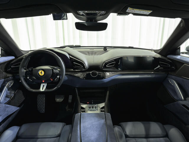 フェラーリ プロサングエ F1 DCT 4WD の中古車詳細 (800km