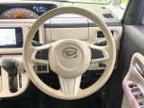 ステアリングも使用感が少なく、きれいな状態となっております♪