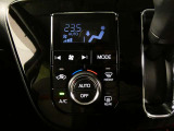 【オートエアコン】もちろんエアコン装備済み☆車内温度を設定すれば、風量・噴出し口が自動で設定温度に調整。ワンランク上の装備です!