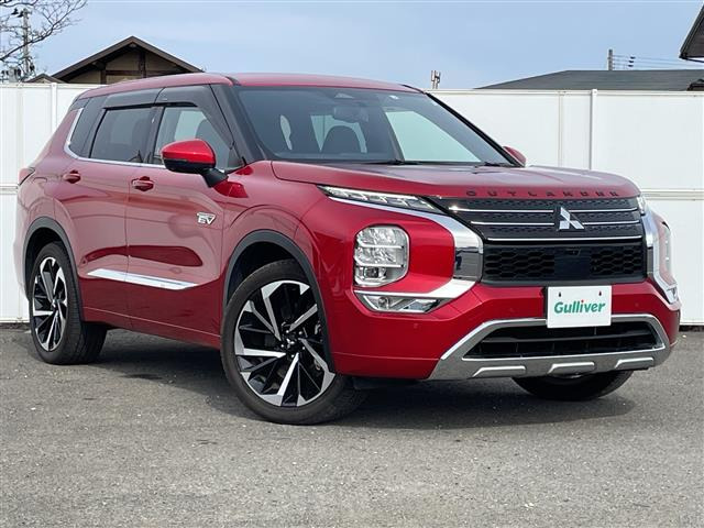 アウトランダー PHEV 2.4 P 4WD 本革シート