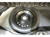 スペアタイヤが装備されております!