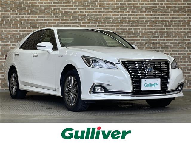 クラウン ハイブリッド 2.5 ロイヤルサルーン Four 4WD 4WD 修復歴無し