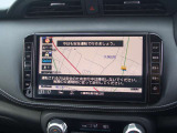 地デジチューナー内蔵の純正メモリーナビが装備されています。