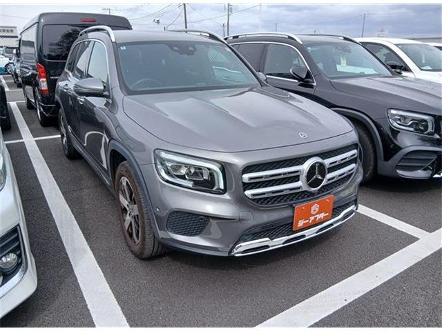 GLB GLB200d 禁煙車 黒革ハーフレザーシート 純正ナビ
