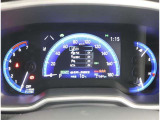 とっても見やすいメーターです。夜間時はラグジュアリーな気分にさせてくれる照明が魅力ですので、夜のドライブも楽しみになりますよ♪