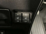 運転席、助手席シートヒーター付きです!寒い冬もすぐに座面が温まります。