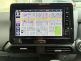 9インチの純正メモリーナビがついてます!