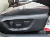 運転席6ウェイパワーシートです。