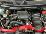技術が詰まったエンジンルームもご覧の通りピカピカにクリーニング済みです。パワフルな走りが楽しめるターボエンジン搭載です!