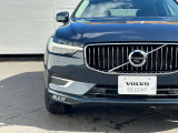 北欧流のラグジュアリーを体現したXC60。伝統的なスカンジナビアン・デザインを継承しながら、躍動感にあふれ優雅な雰囲気を身にまとう、新しい潮流を具現化したスタイリングです。
