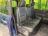 後部座席も気になるようなキズ・汚れやへたり等、大きなダメージはなく、良好な状態です。