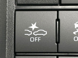 【スマートアシスト】走行中に前方の車両等を認識し、衝突しそうな時は警報とブレーキで衝突回避と被害軽減をアシスト。より安全にドライブをお楽しみいただけます。