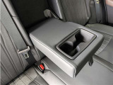 後部座席にも装備しております。