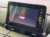 【純正ナビ】人気の純正ナビを装備しております。ナビの使いやすさはもちろん、オーディオ機能も充実!キャンプや旅行はもちろん、通勤や買い物など普段のドライブも楽しくなるはず♪