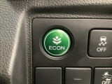 ★ECONスイッチ★ エコドライブを加速しよう!スイッチをONにすると、運転の仕方によるロスを抑え込み燃費をよくするようクルマが頑張ります(*^ー^*)燃費向上にチャレンジ♪