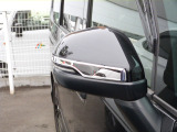 【オプションのドアミラーカバーへ交換済です(^^♪】