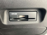 高速道路をスムーズに乗り降りができるETC機能のユニット付き!お引渡し前にセットアップを行いますので、乗り始めてからすぐにお使い頂けます。