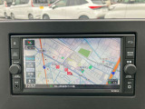純正カーナビゲーション◆フルセグTV・CD再生・Bluetooth Audioなど様々なソースが使用できます。是非、お気に入りの音楽で楽しい運転の時間をお過ごしください!