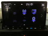 フルセグテレビ搭載。DVD・CD再生・SDカード、Bluetoothオーディオに対応しています。