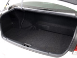 トランクが狭いと思っておりませんか?実際は大容量トランクです!旅行等の長距離ドライブも快適です!また、屋根付きスペースを完備しておりますので、夜間でも、雨でも雪の日だってゆっくりご覧頂けます。